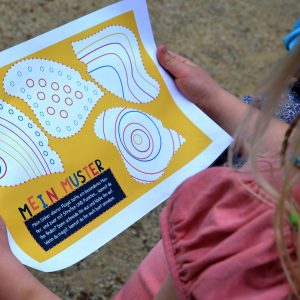 Mini-Bildungs-Schatzsuche für Kindergartenkinder: "Tausendschön sucht ihre Flügel": Rätsel an der ersten Station