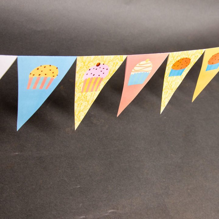 Wimpelkette basteln - Druckvorlage zum Download - AUSGEFUXT