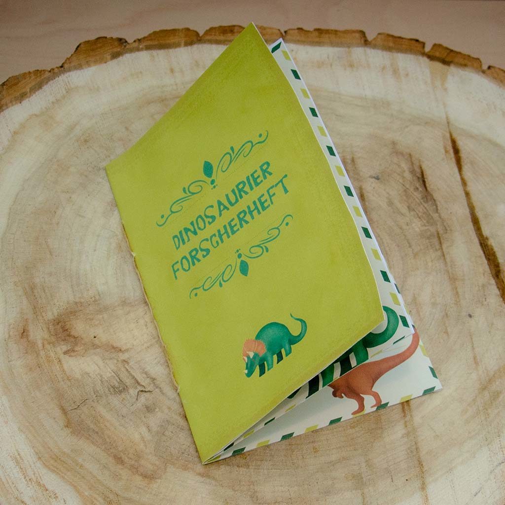 Dino-Notizbuch basteln: Das fertige Notizbuch