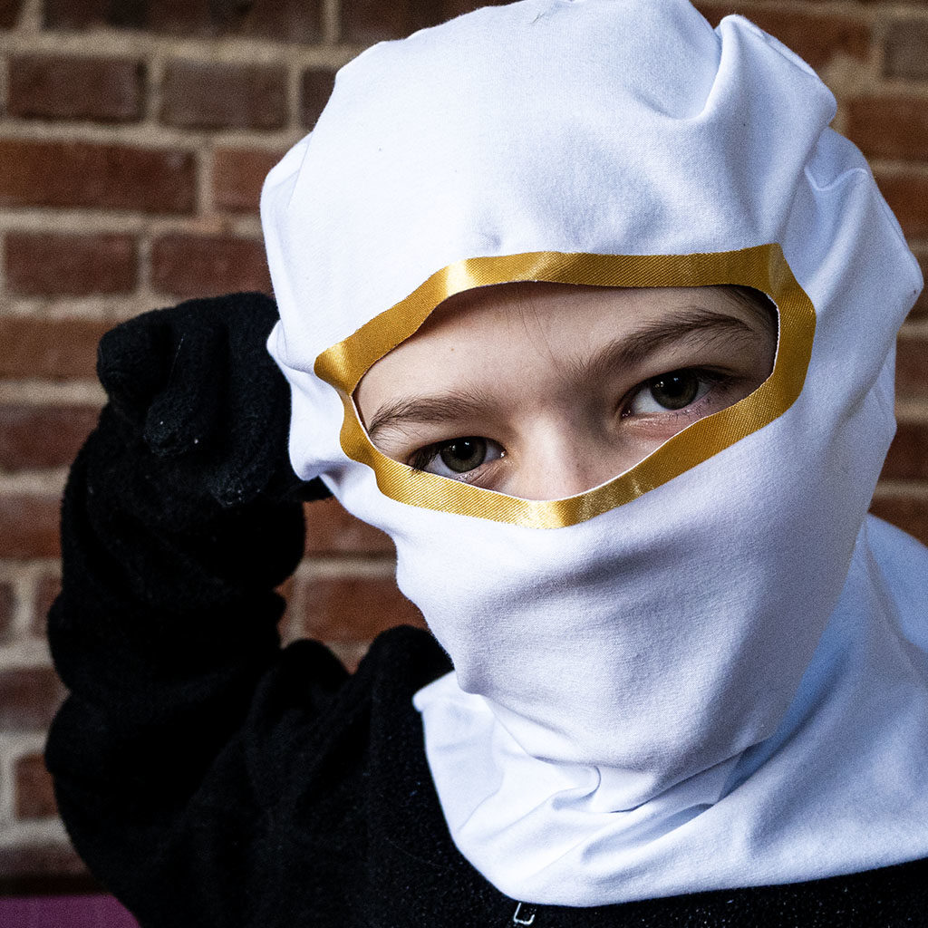 Die weiße Ninja-Maske