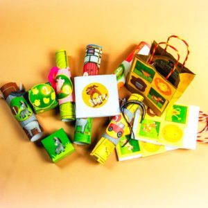 Die Schatzsuchen-Hinweise stilvoll verpacken