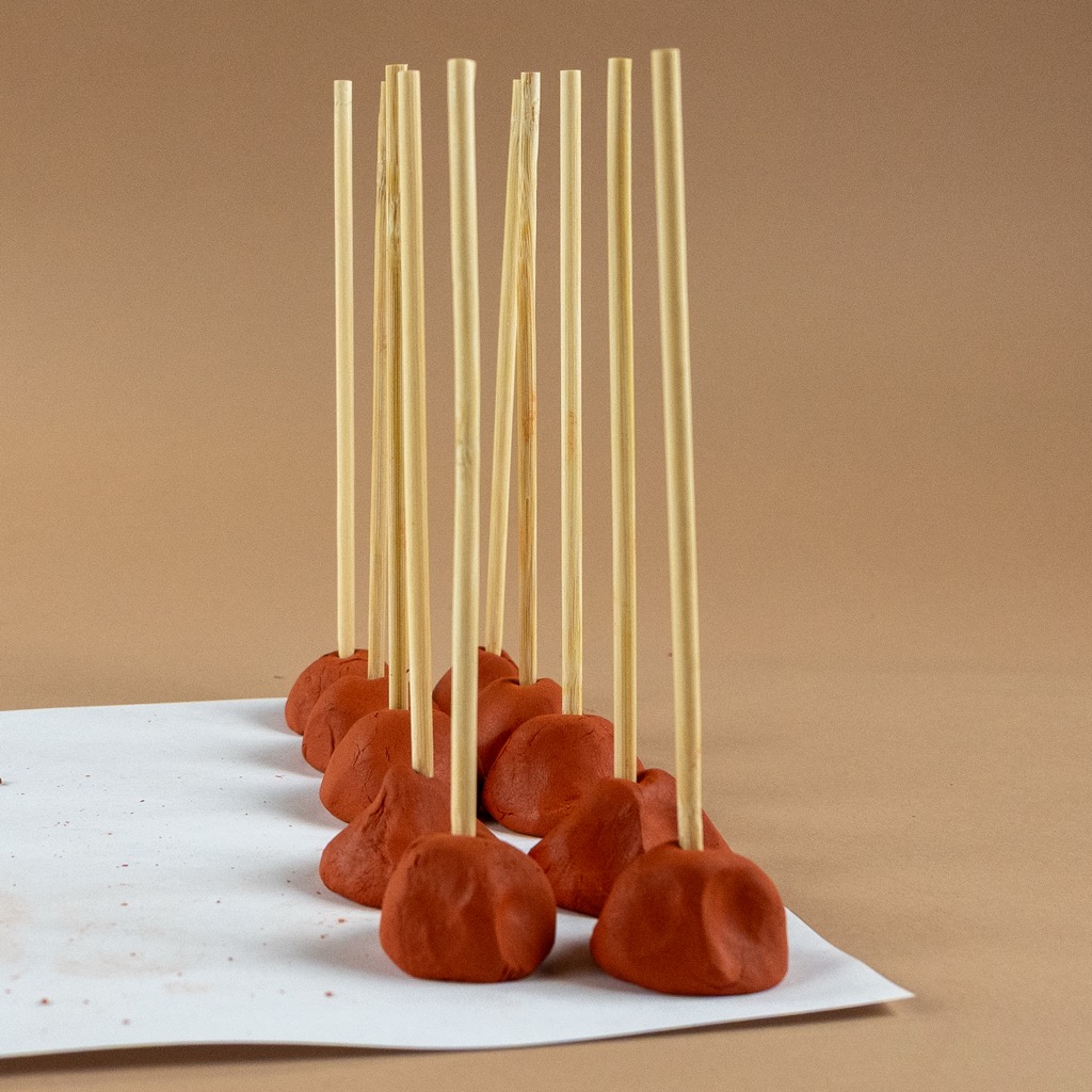 Den Ständer für die Absperrungen basteln