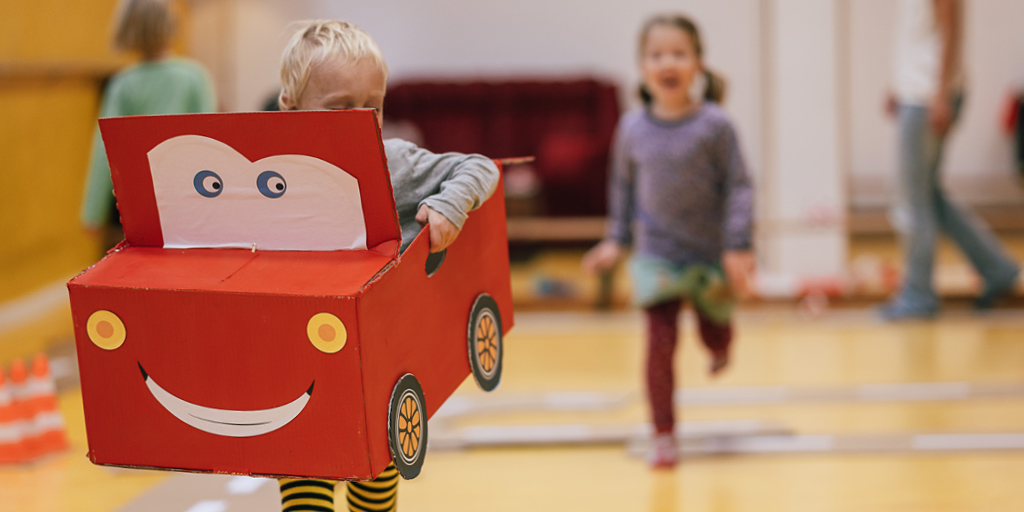 Ein rasantes Rennauto basteln - Zum Einsteigen und Losflitzen Ein rasantes Rennauto basteln - Zum Einsteigen und Losflitzen