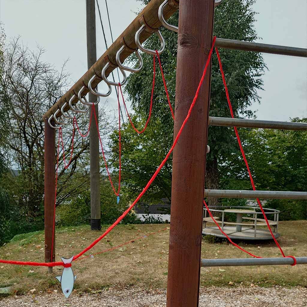 Die Meerjungfrauen-Station auf dem Spielplatz Die Meerjungfrauen-Station auf dem Spielplatz